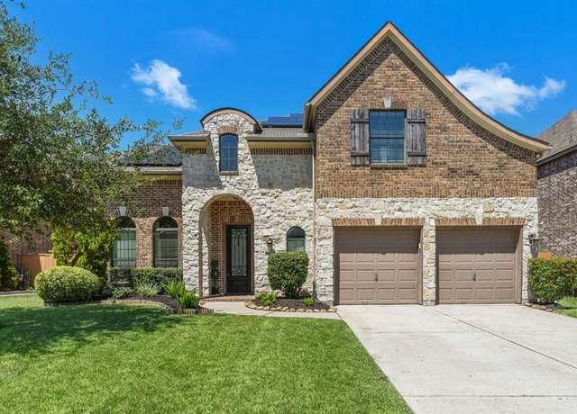 Property at 2807 Padova Ct, League City, TX 77573, 4 beds, 3.5 baths