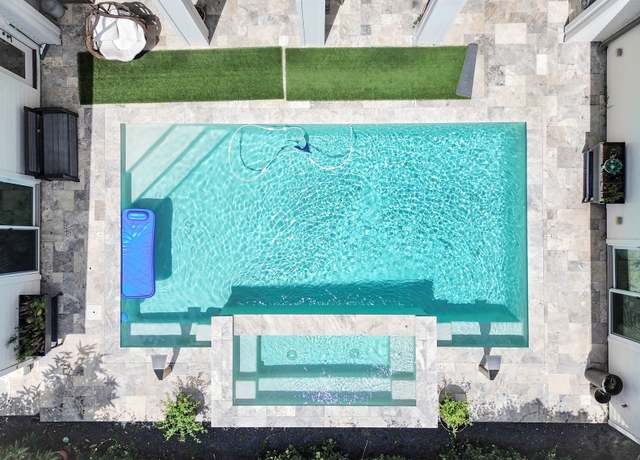 Property at 5434 Windswept Ln, Houston, TX 77056, 5 beds, 4 baths