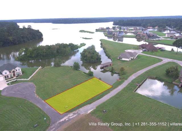 Property at 27 Wilderness Trl, Huntsville, TX 77340