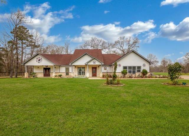 Property at 821 Martin Luther King Dr, Ames, TX 77575, 4 beds, 3 baths
