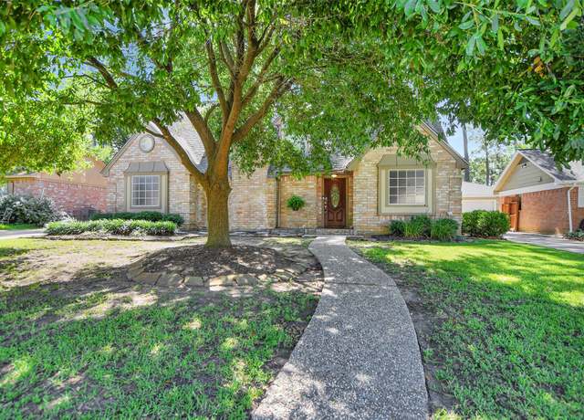 Property at 25110 Kingsdown Dr, Spring, TX 77389, 5 beds, 3.5 baths