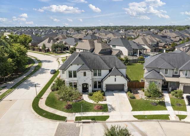 Property at 1026 Mcmurtry Ridge Dr, Katy, TX 77494, 5 beds, 4.5 baths