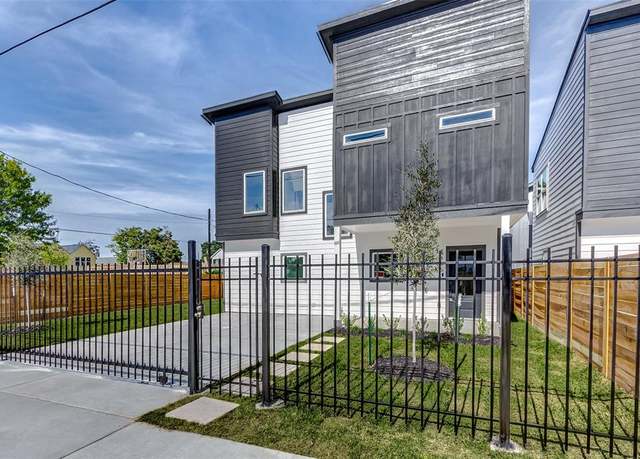 Property at 5407 Lee St, Houston, TX 77020, 2 beds, 2.5 baths