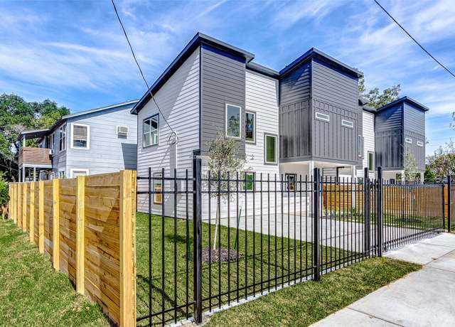 Property at 5407 Lee St, Houston, TX 77020, 2 beds, 2.5 baths