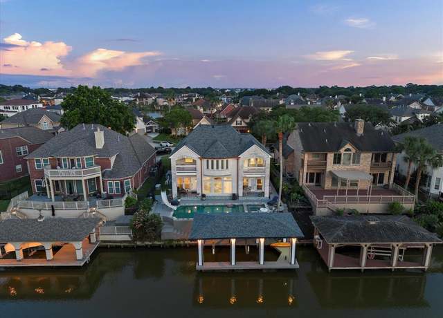 Property at 2518 Du Lac Trce, Seabrook, TX 77586, 4 beds, 2.5 baths