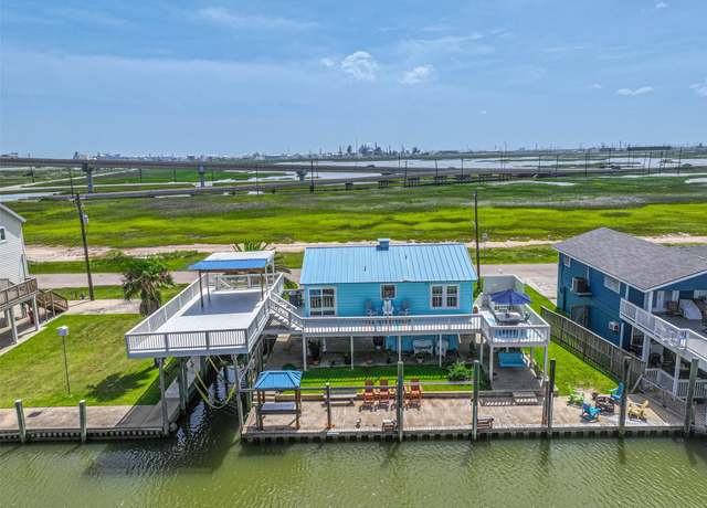 Property at 34 Tarpon Ln, Freeport, TX 77541, 2 beds, 1.5 baths