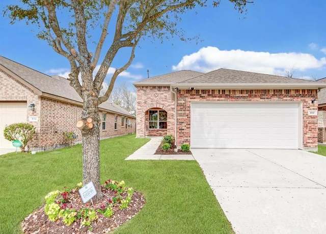 Property at 1610 Thornhollow Dr, Houston, TX 77014, 4 beds, 2.5 baths