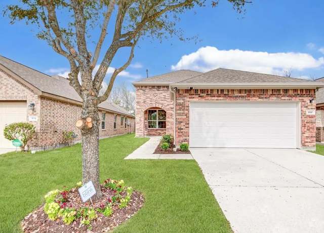 Property at 1610 Thornhollow Dr, Houston, TX 77014, 4 beds, 2.5 baths