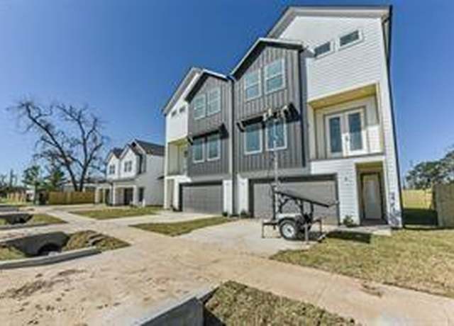 Property at 4921 Randon Rd, Houston, TX 77055, 3 beds, 3.5 baths