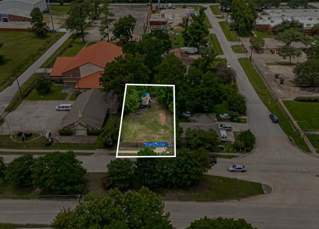 Property at 9011 N Wayside Dr, Houston, TX 77028