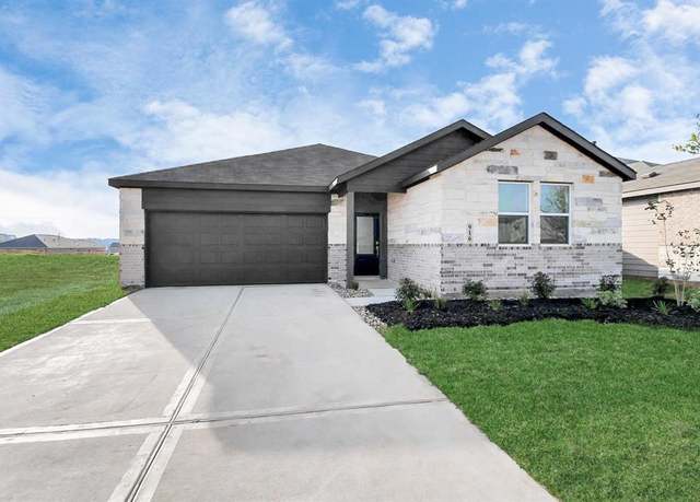 Property at 916 Garden Path Dr, Willis, TX 77378, 4 beds, 2 baths
