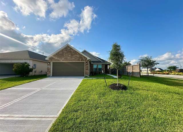 Property at 846 Imperial Loop, Alvin, TX 77511, 3 beds, 2 baths