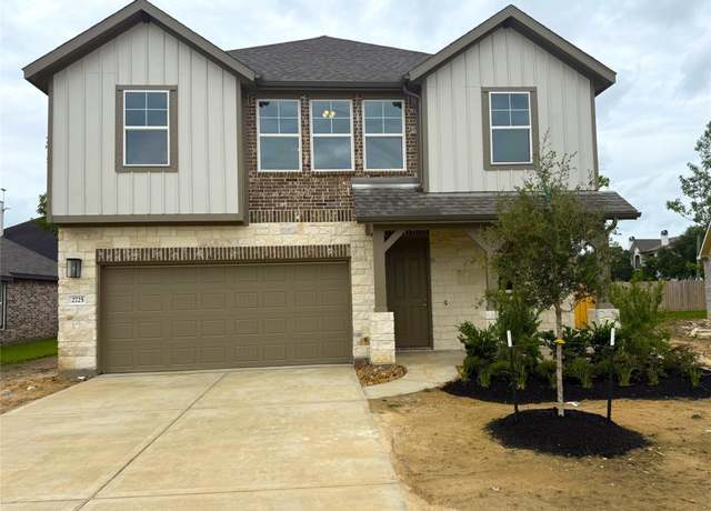 Property at 2725 Madison St, Seabrook, TX 77586, 4 beds, 2.5 baths