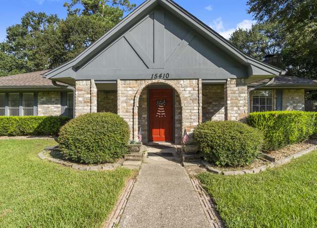 Property at 15410 Cardinal Trl, Conroe, TX 77302, 4 beds, 2 baths