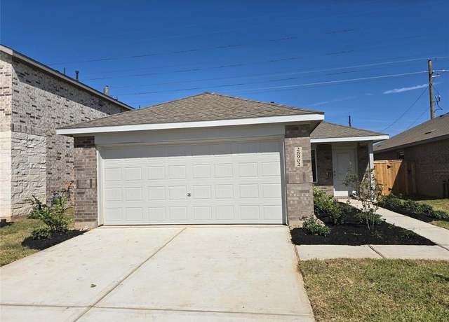 Property at 696 Magnolia Creek Dr, Magnolia, TX 77354, 3 beds, 2 baths