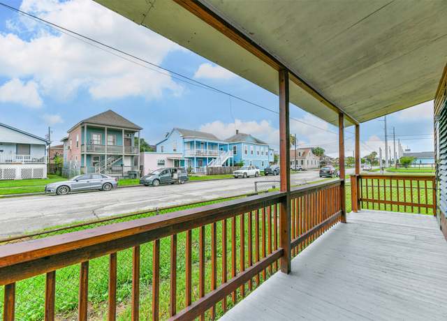 Property at 3714 Ball, Galveston, TX 77550, 2 beds, 1 bath