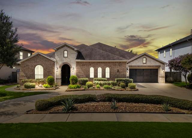 Property at 27615 Brentsprings Run Ln, Katy, TX 77494, 4 beds, 3.5 baths