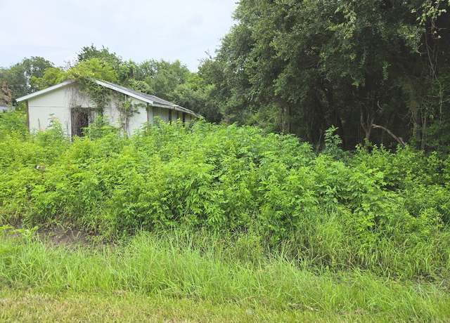 Property at 6214 N Martin Luther King Ave, Hitchcock, TX 77563