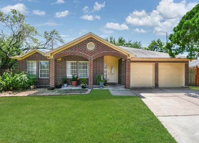 Property at 8210 Alabaster Dr, Houston, TX 77083, 3 beds, 2 baths