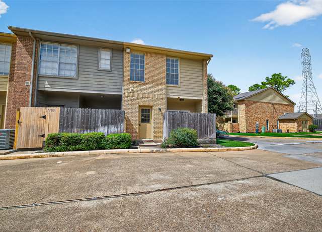 Property at 1515 Sandy Springs Rd #1703, Houston, TX 77042, 2 beds, 1.5 baths