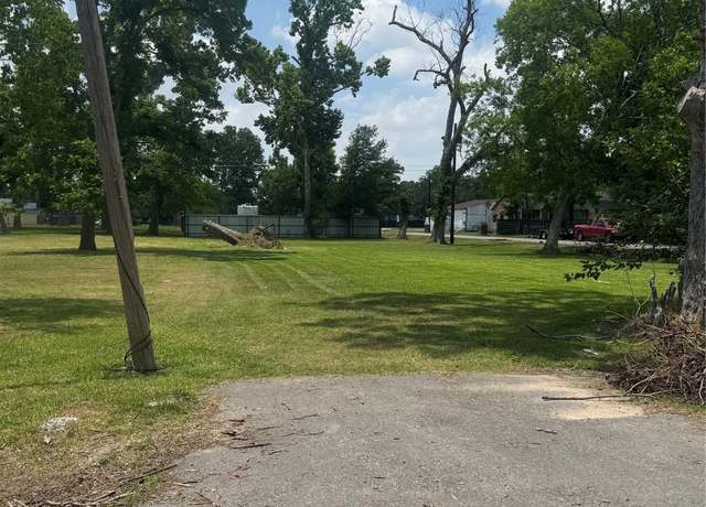 Property at 7105 Los Angeles St, Houston, TX 77016