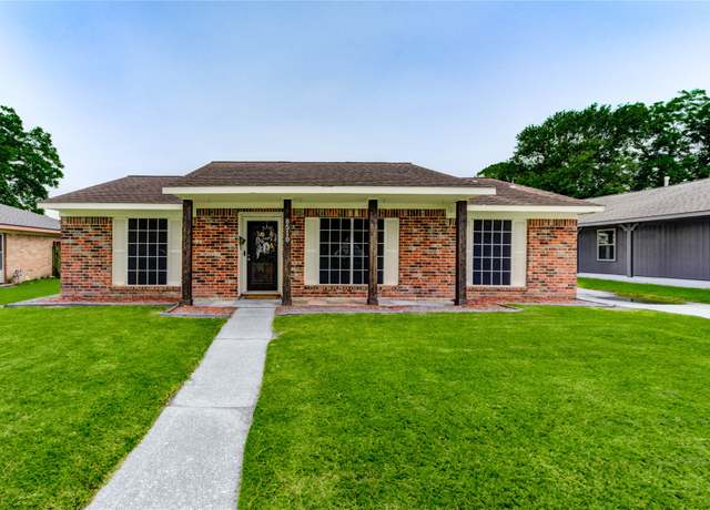 Property at 8510 Collingsdale Rd, La Porte, TX 77571, 3 beds, 2 baths