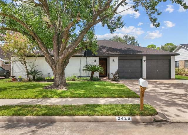 Property at 2426 Laura Ln, Pearland, TX 77581, 3 beds, 2 baths