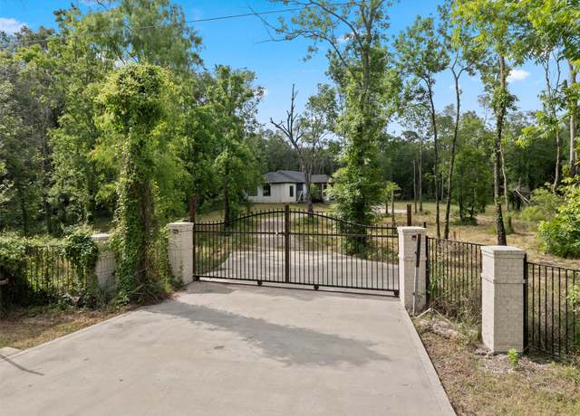 Property at 10020 Ehlers Rd, Conroe, TX 77302, 3 beds, 2 baths