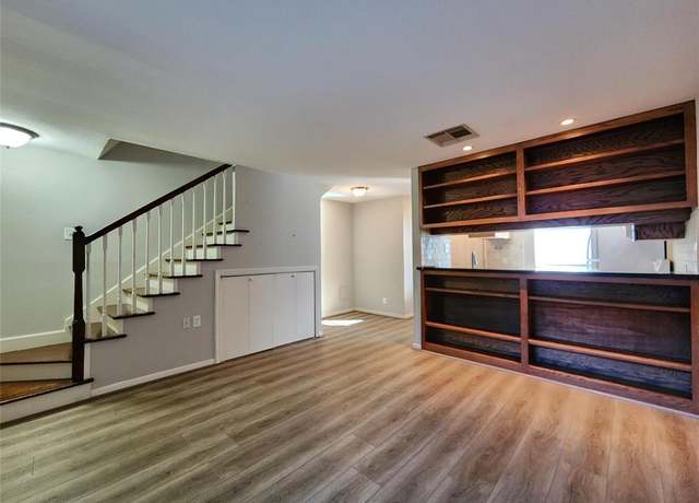 Property at 1205 Autrey St #11, Houston, TX 77006, 2 beds, 1.5 baths