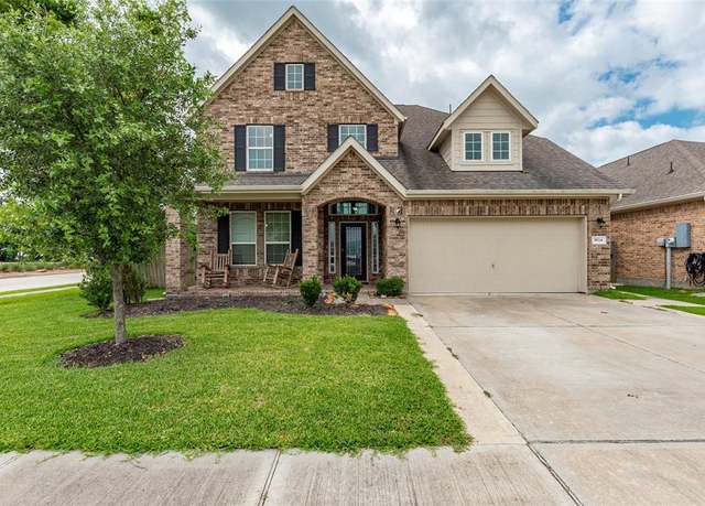 Property at 1834 Alyssa Way, Alvin, TX 77511, 4 beds, 3.5 baths
