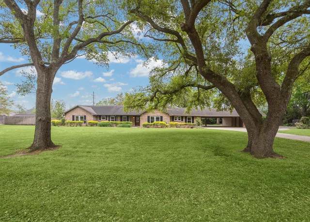 Property at 5807 Lilac St, Katy, TX 77493, 4 beds, 2.5 baths