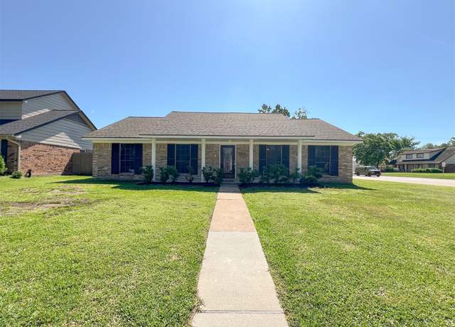 Property at 415 Sevenhampton Ln, Houston, TX 77015, 4 beds, 2 baths