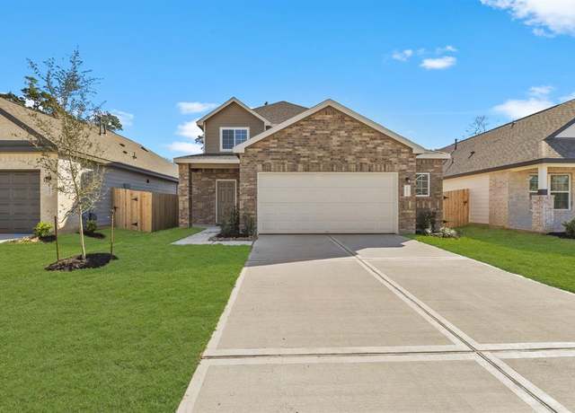 Property at 16936 Hazelnut Dr, Conroe, TX 77302, 4 beds, 2.5 baths