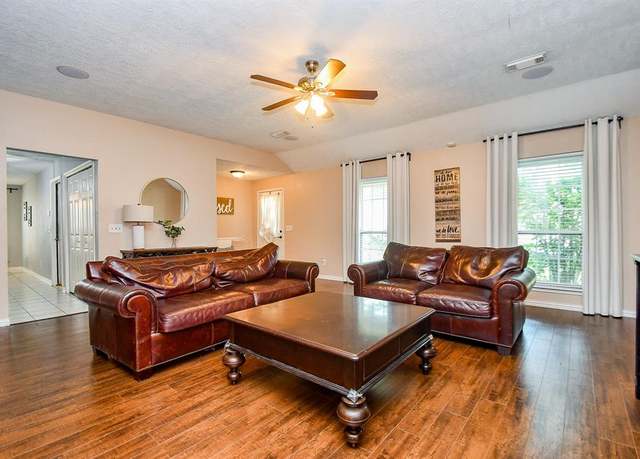 Property at 18178 Holly Green Dr, Houston, TX 77084, 3 beds, 2 baths