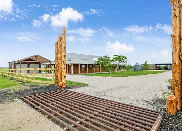 Property at 4313 Fm 2679 Rd, Burton, TX 77835, 3 beds, 2 baths