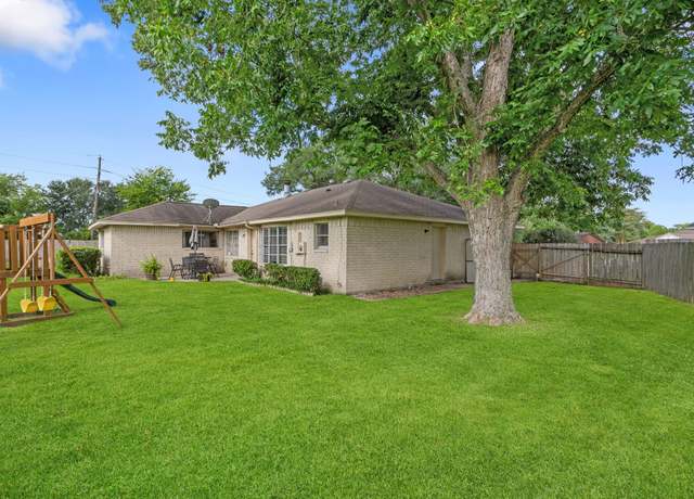 Property at 13202 Gautier Ct, Houston, TX 77065, 4 beds, 2 baths