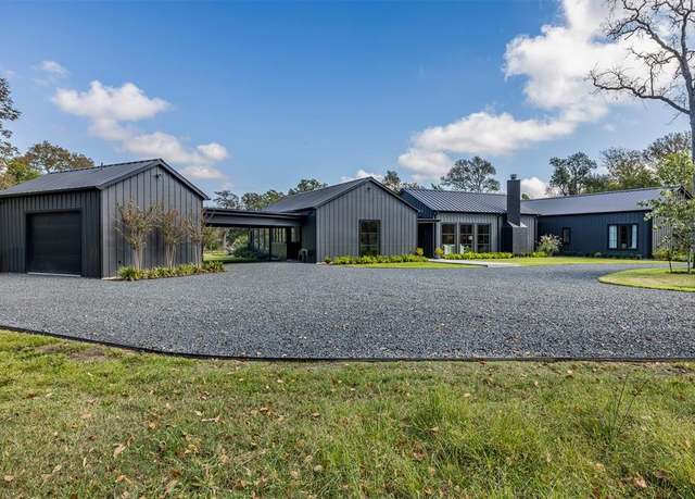 Property at 830 S Weyand Rd, Round Top, TX 78954, 4 beds, 5 baths
