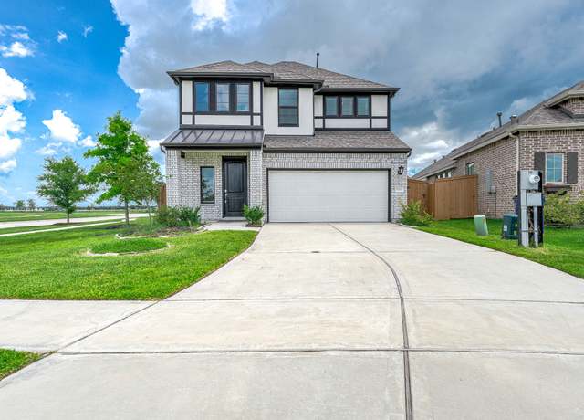 Property at 3126 Blue Flora Dr, Texas City, TX 77568, 3 beds, 2.5 baths