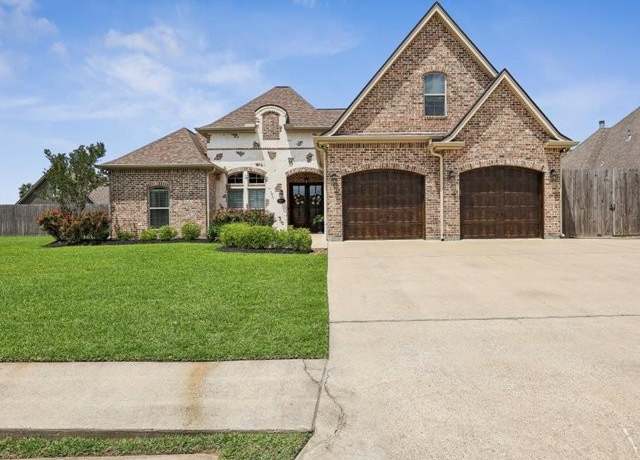 Property at 100 Sir Cameron, Lumberton, TX 77657, 3 beds, 3 baths
