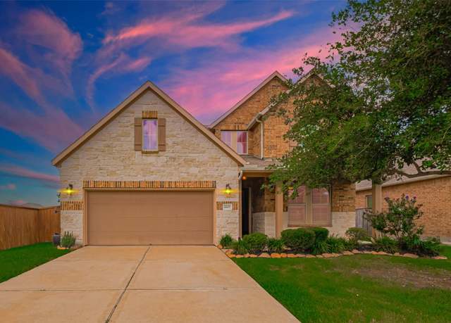 Property at 3607 Bartlett Way Dr, Pearland, TX 77581, 4 beds, 3 baths