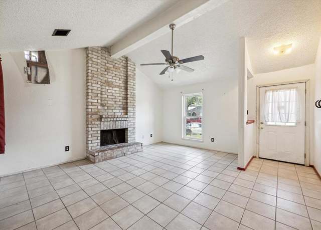 Property at 6515 Morrisglen Ct, Houston, TX 77084, 3 beds, 2 baths