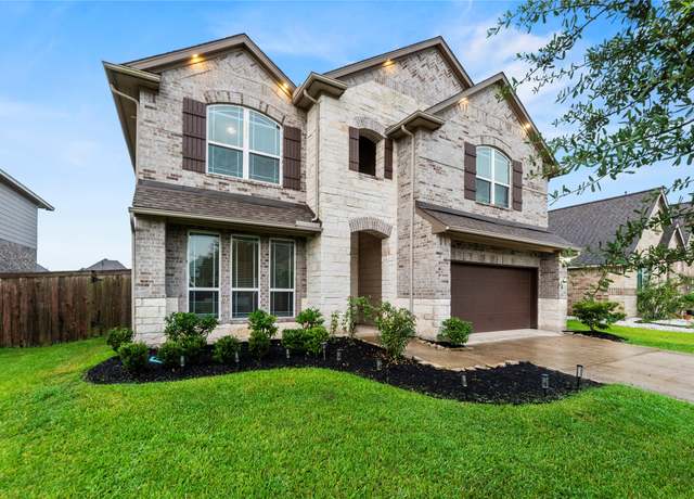 Property at 2630 Newport Lake Blvd, Manvel, TX 77578, 4 beds, 3.5 baths