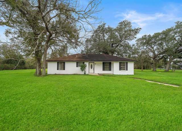 Property at 10219 Weldon Rd, Freeport, TX 77541, 3 beds, 2 baths