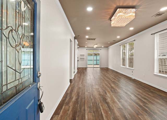 Property at 8002 Montague Manor Ln, Houston, TX 77072, 3 beds, 2.5 baths