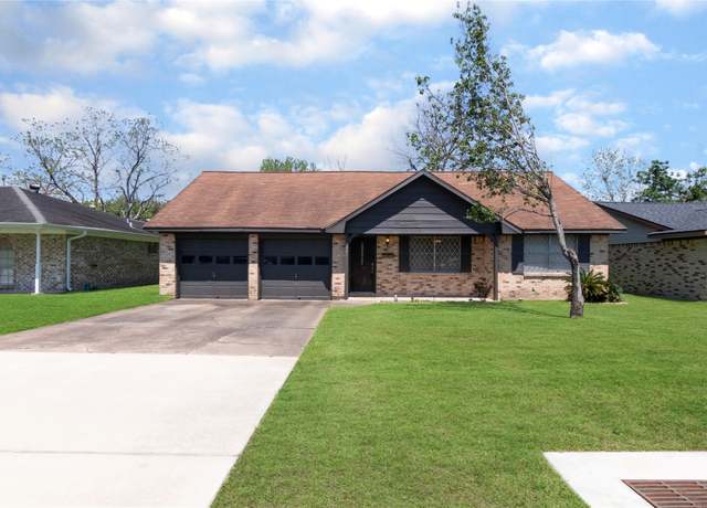 Property at 2801 Coy Dr, Deer Park, TX 77536, 4 beds, 2 baths
