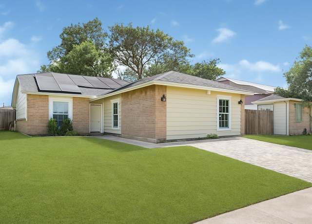 Property at 3018 Windy Royal Dr, Houston, TX 77045, 3 beds, 2 baths