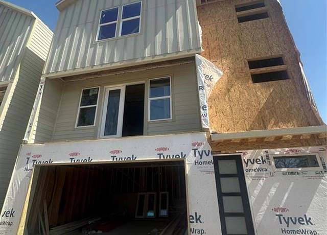 Property at 2711 Berry St, Houston, TX 77004, 3 beds, 3.5 baths