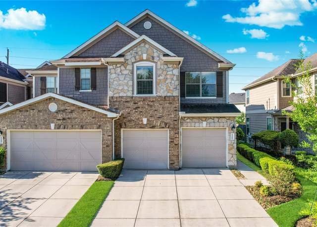 Property at 12209 Medina Lake Dr, Tomball, TX 77377, 3 beds, 2.5 baths