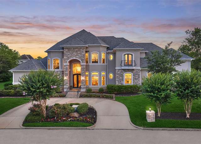 Property at 346 Edgewood Dr, Montgomery, TX 77356, 4 beds, 4.5 baths