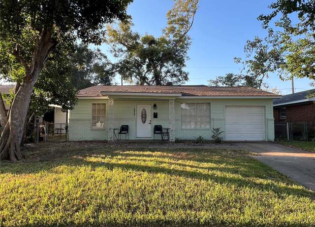 Property at 106 Avenue G, Sugar Land, TX 77498, 3 beds, 1 bath